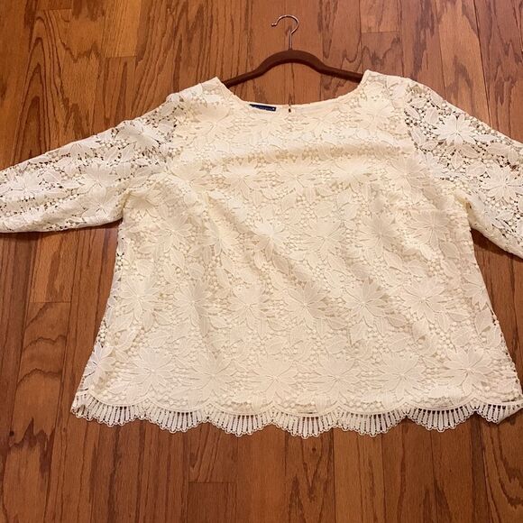 RSVP by Talbot 2X NWOT never washed/worn. Cream color with scallop lace overlay - Picture 7 of 8